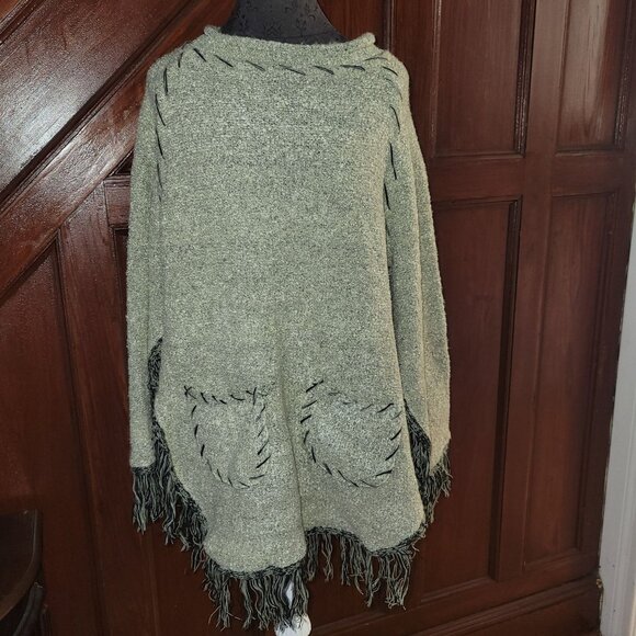 BABA Wool Poncho With Fringe & Pockets Bohemian - Picture 1 of 7